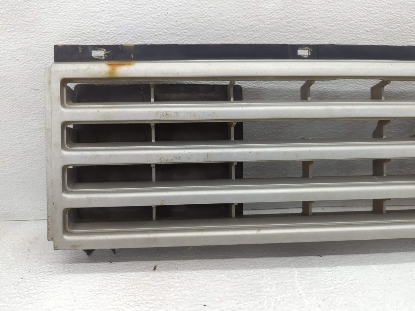 1988 Ford Aerostar Front Grille Bumper Not Included - Oemusedautoparts1.com
