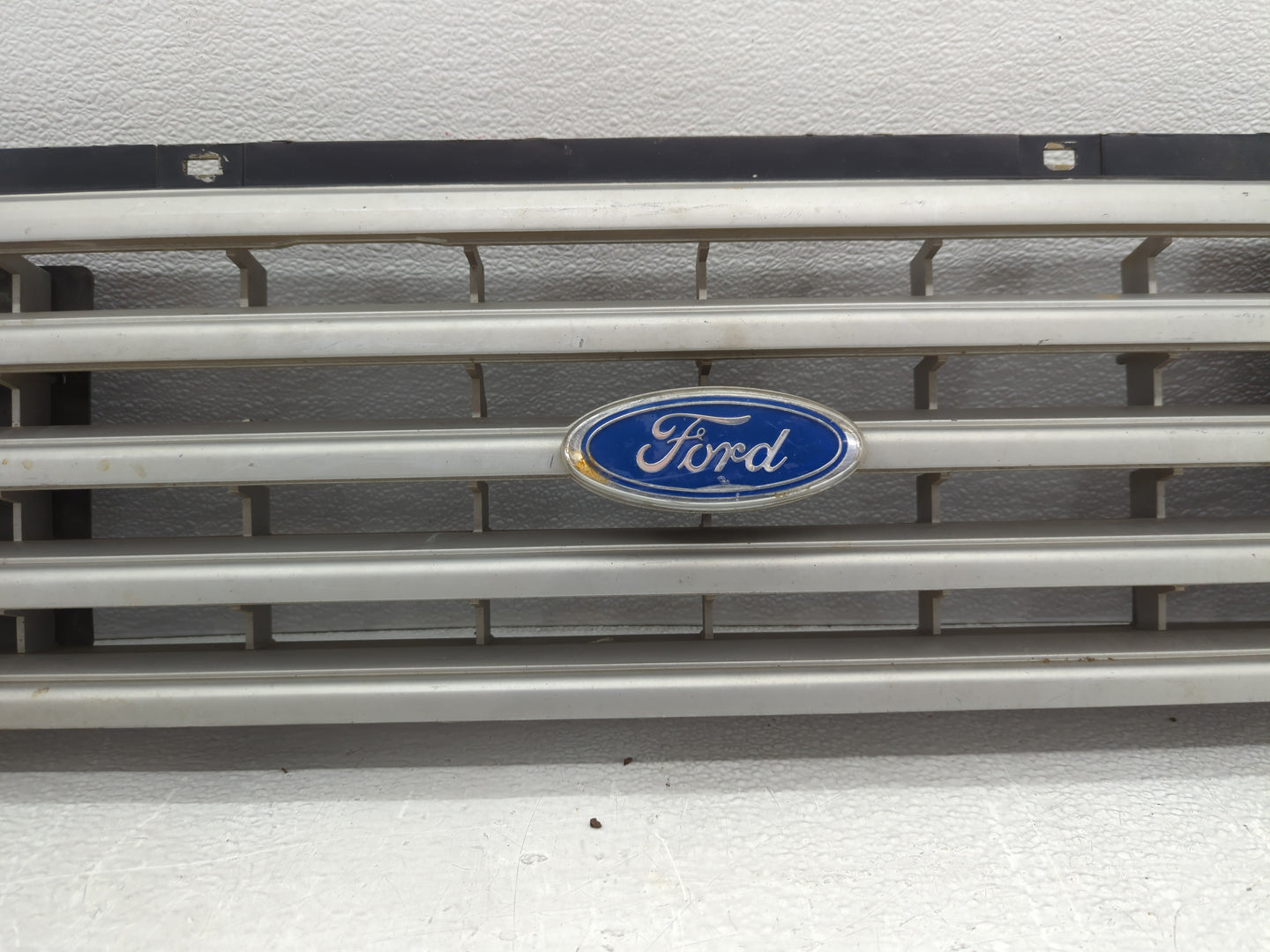 1988 Ford Aerostar Front Grille Bumper Not Included - Oemusedautoparts1.com