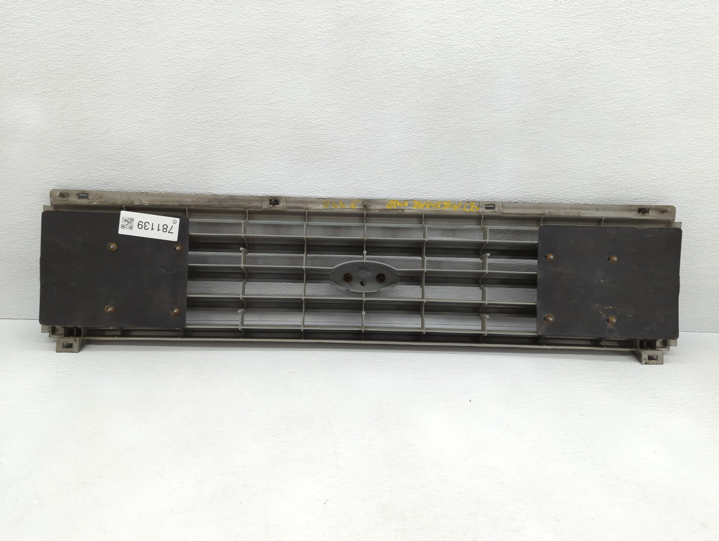 1988 Ford Aerostar Front Grille Bumper Not Included - Oemusedautoparts1.com
