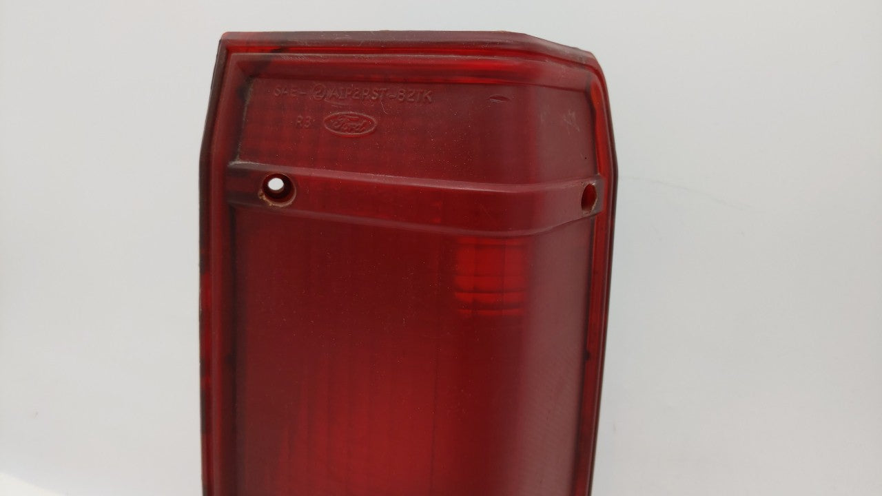 1988 Ford Ranger Tail Light Assembly Passenger Right OEM Fits OEM Used Auto Parts - Oemusedautoparts1.com