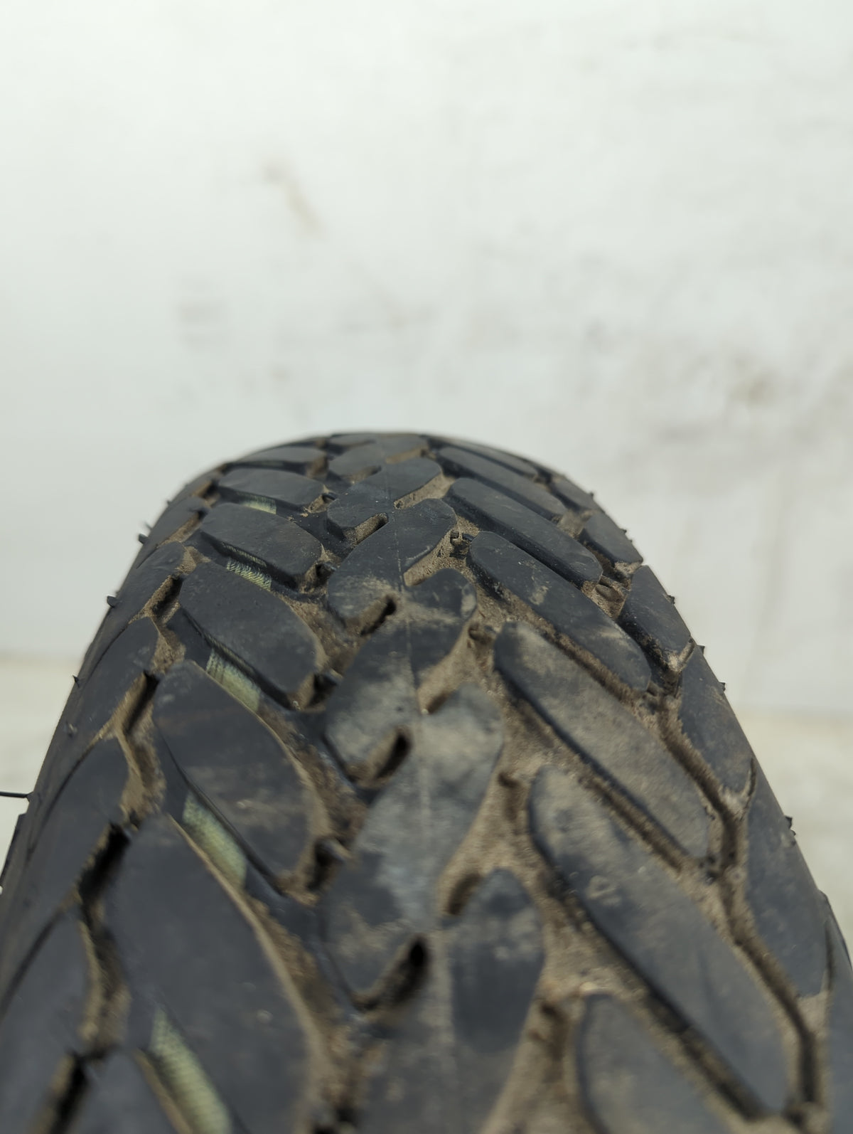 1988 Ford Taurus Spare Donut Tire Wheel Rim Oem - Oemusedautoparts1.com
