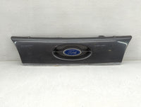 1988 Ford Taurus Front Grille Bumper Not Included - Oemusedautoparts1.com
