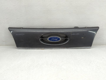 1988 Ford Taurus Front Grille Bumper Not Included - Oemusedautoparts1.com