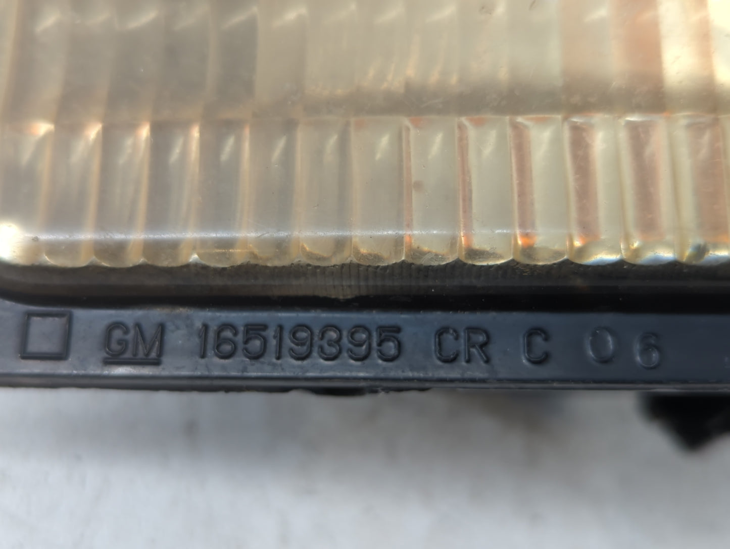 1988 Gmc 1500 Driver Left Oem Head Light Headlight Lamp - Oemusedautoparts1.com