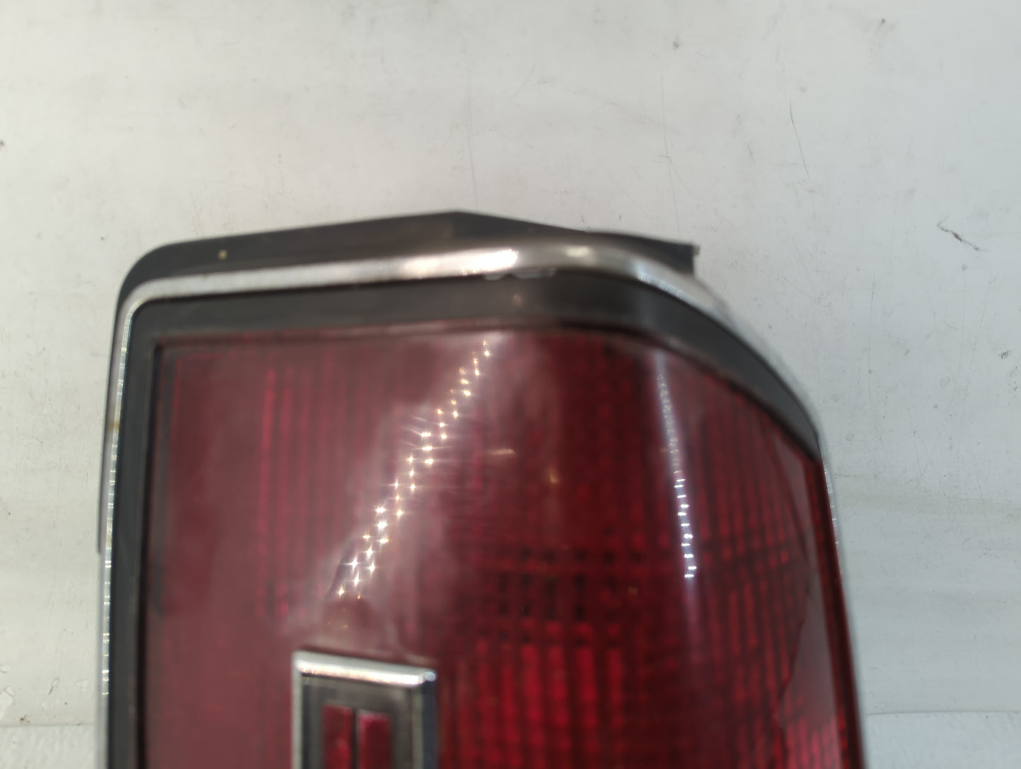 1988 Oldsmobile Ciera Tail Light Assembly Passenger Right OEM P/N:16503452 Fits OEM Used Auto Parts - Oemusedautoparts1.com