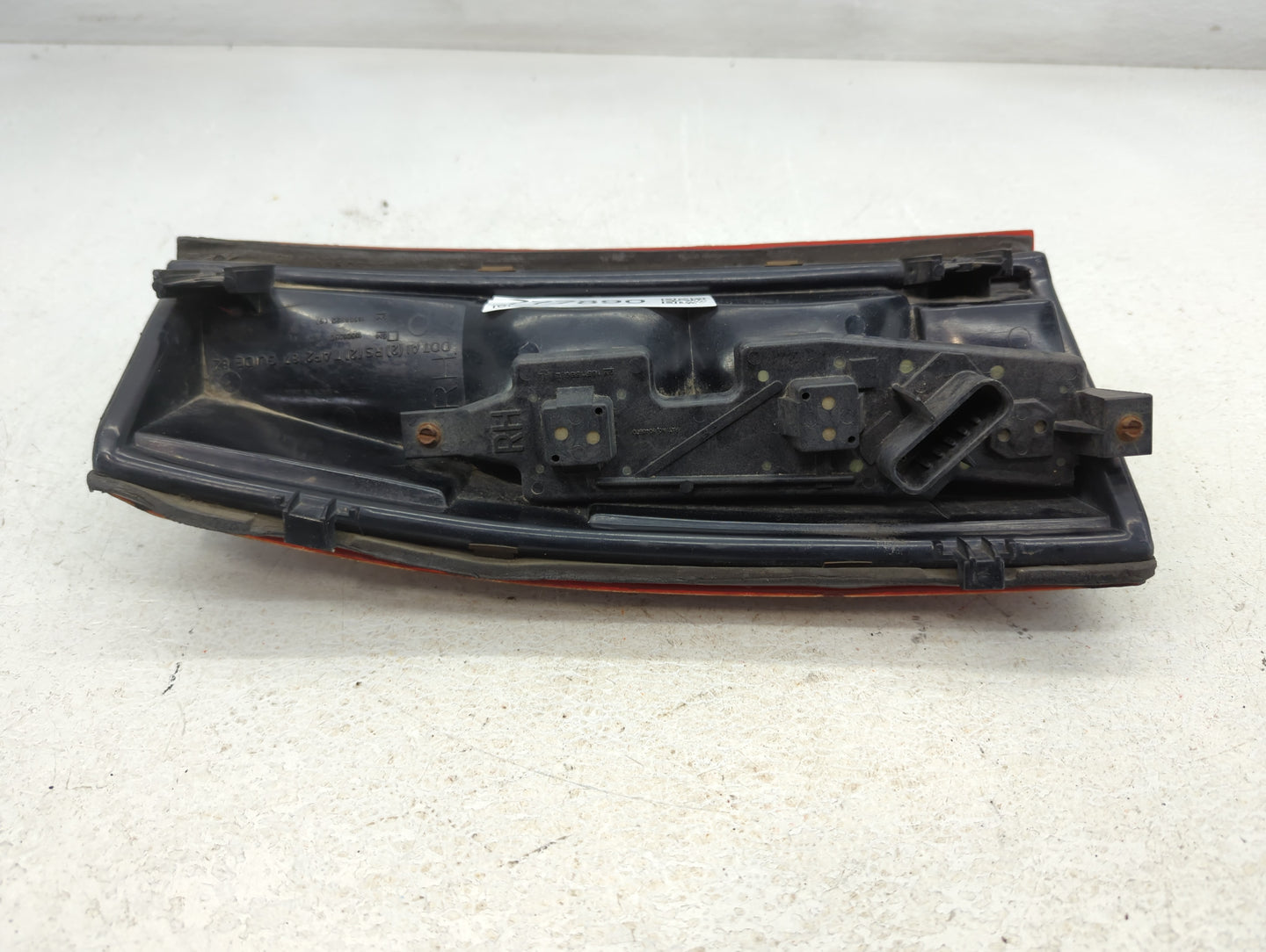 1989 Chevrolet C1500 Tail Light Assembly Passenger Right OEM P/N:16508322 Fits OEM Used Auto Parts - Oemusedautoparts1.com