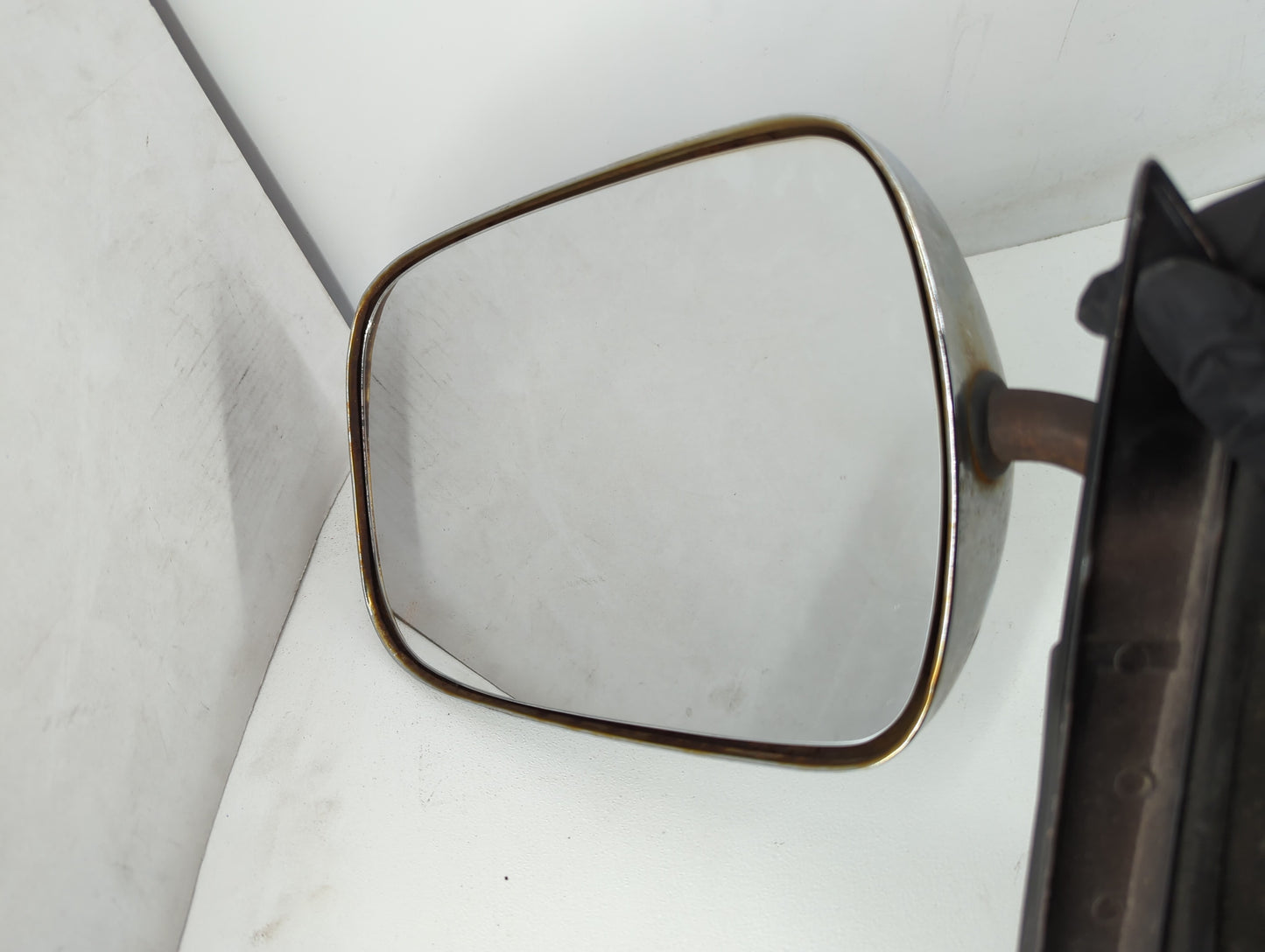 1989 Chevrolet C1500 Driver Side View Mirror - Left Door Mirror OEM Used - Oemusedautoparts1.com