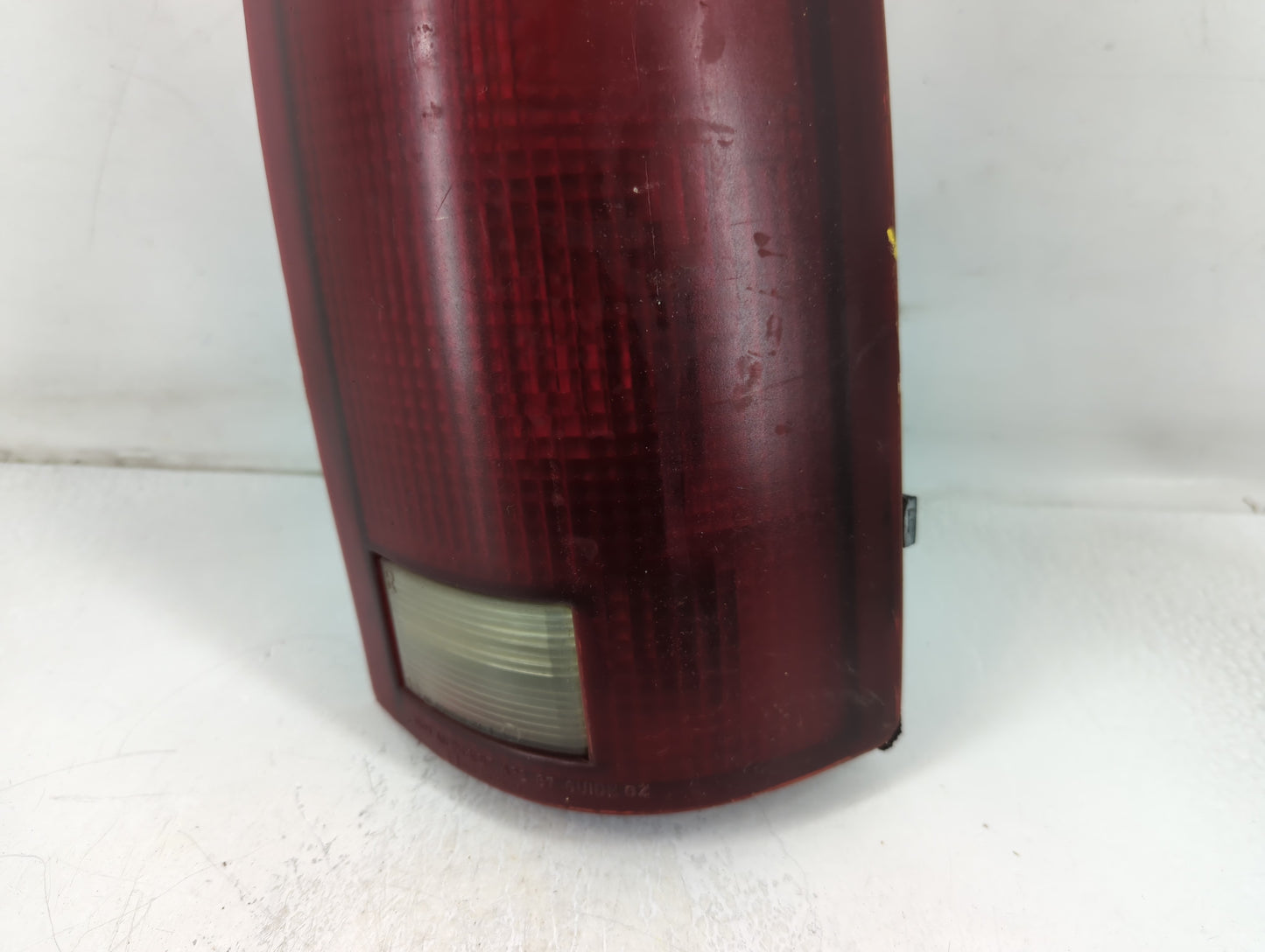 1989 Chevrolet C1500 Tail Light Assembly Passenger Right OEM Fits OEM Used Auto Parts - Oemusedautoparts1.com