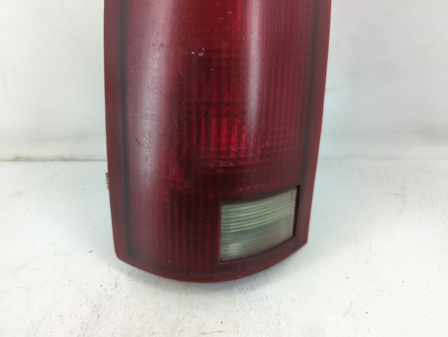 1989 Chevrolet C1500 Tail Light Assembly Driver Left OEM P/N:165053 16508321 Fits OEM Used Auto Parts - Oemusedautoparts1.co