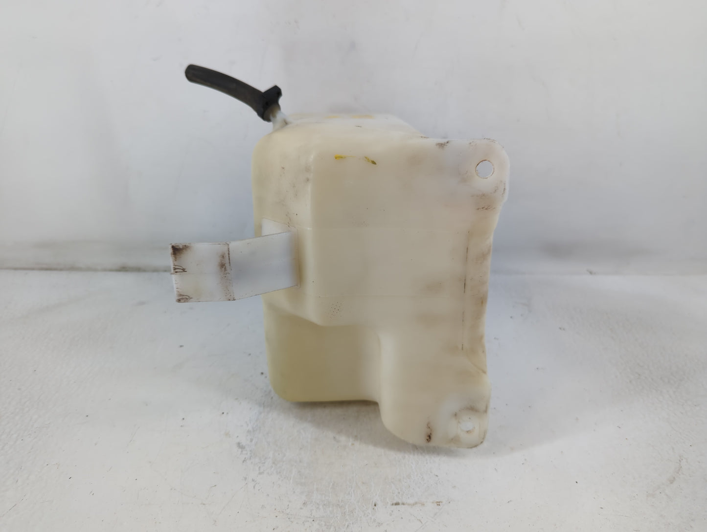 1989 Chevrolet C1500 Radiator Coolant Overflow Expansion Tank Bottle - Oemusedautoparts1.com