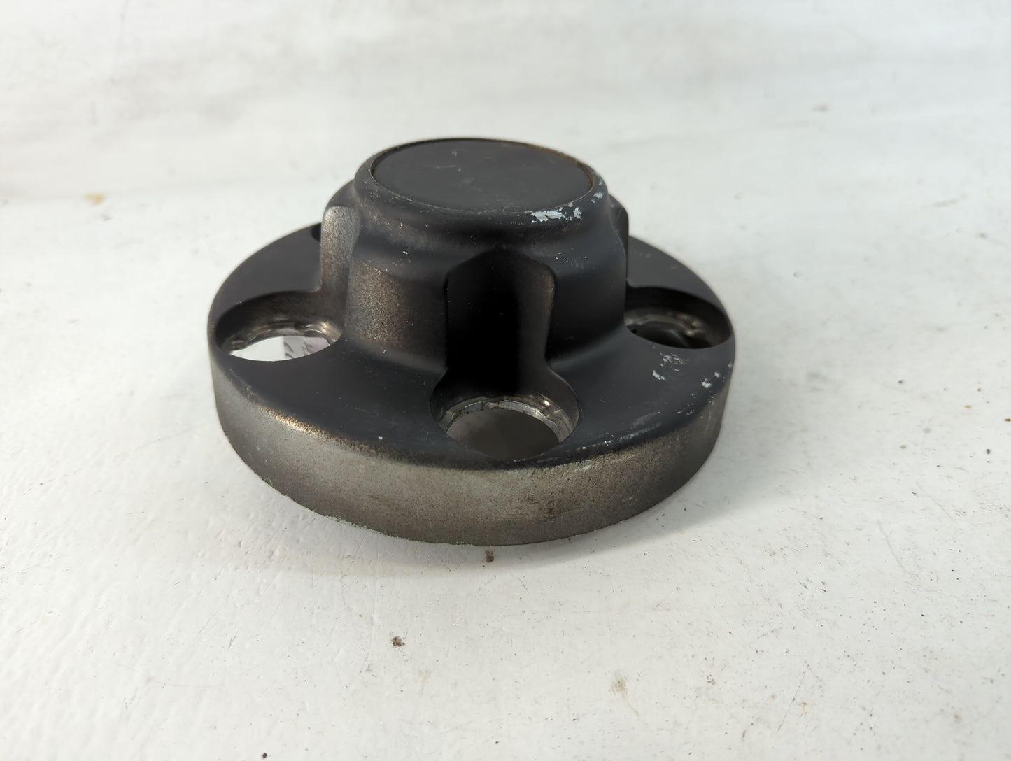 1989 Chevrolet C1500 Center Cap Oem - Oemusedautoparts1.com