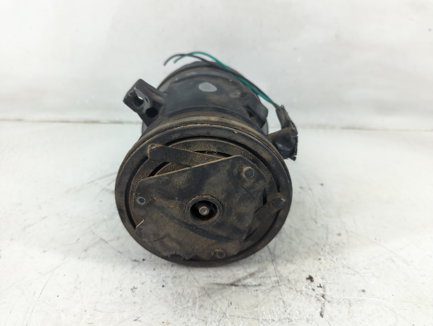 1989 Chevrolet Cavalier Air Conditioning A/c Ac Compressor Oem - Oemusedautoparts1.com