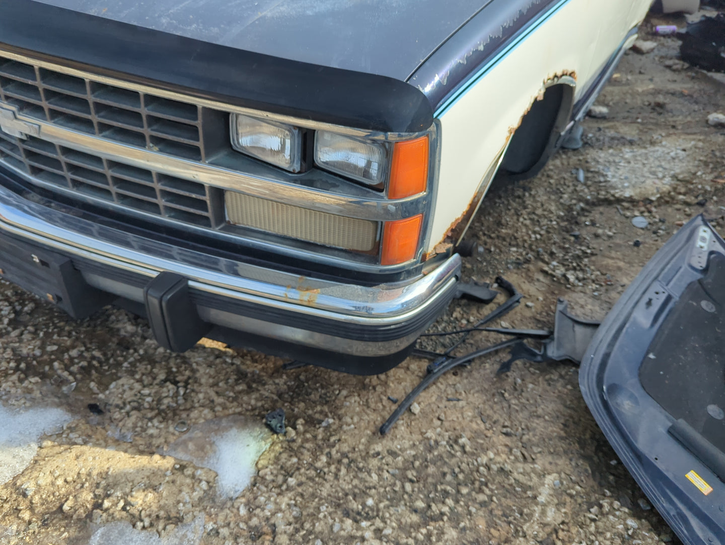 Chevrolet Chevrolet 1500 Pickup Front Bumper - Oem - Oemusedautoparts1.com