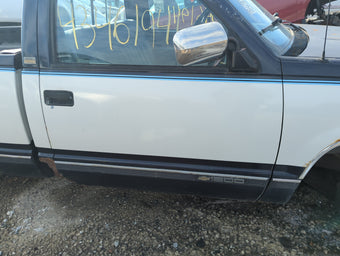 compare product 1989 Chevrolet Chevrolet 1500 Pickup Passenger Front Door Oem