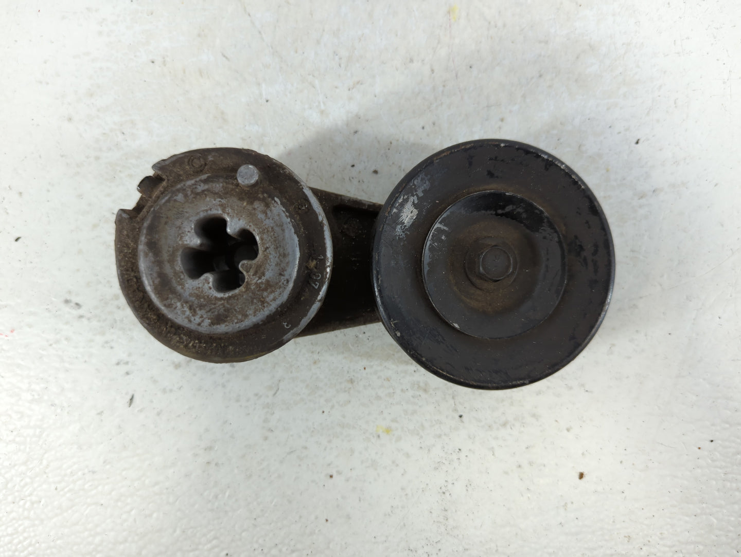 1989 Dodge Caravan BELT TENSIONER - Oemusedautoparts1.com