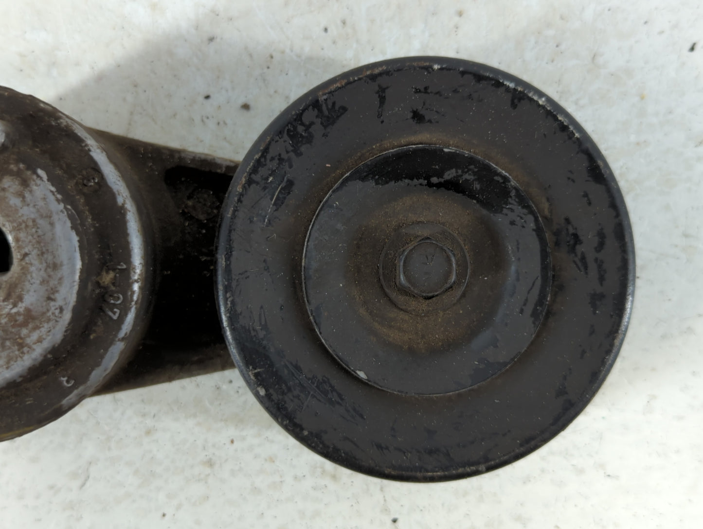 1989 Dodge Caravan BELT TENSIONER - Oemusedautoparts1.com
