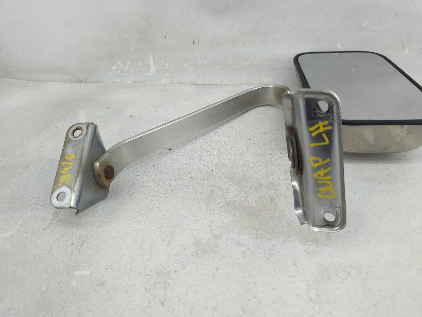 1989 Ford Ford F250 Pickup Driver Side View Mirror - Left Door Mirror OEM Used - Oemusedautoparts1.com