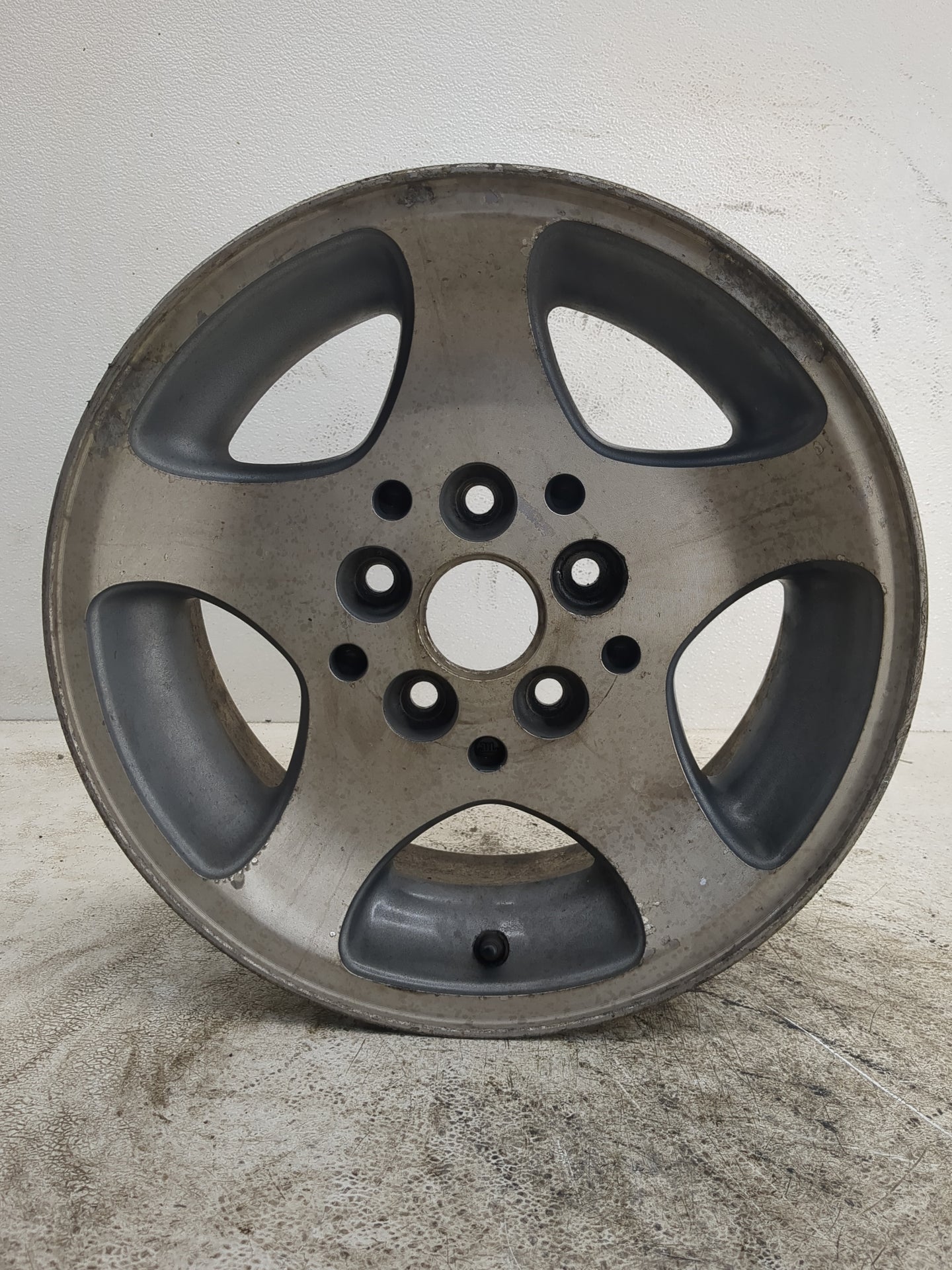 Jeep Cherokee Oem Wheel Rim - Oemusedautoparts1.com