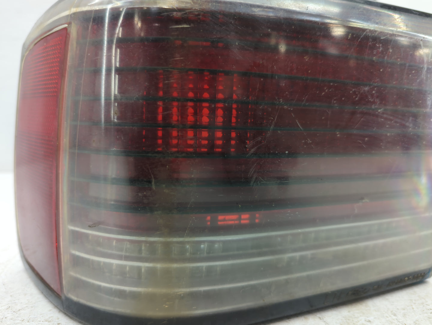 1989 Lincoln Continental Tail Light Assembly Driver Left OEM P/N:E80B 13441AD Fits OEM Used Auto Parts - Oemusedautoparts1.c