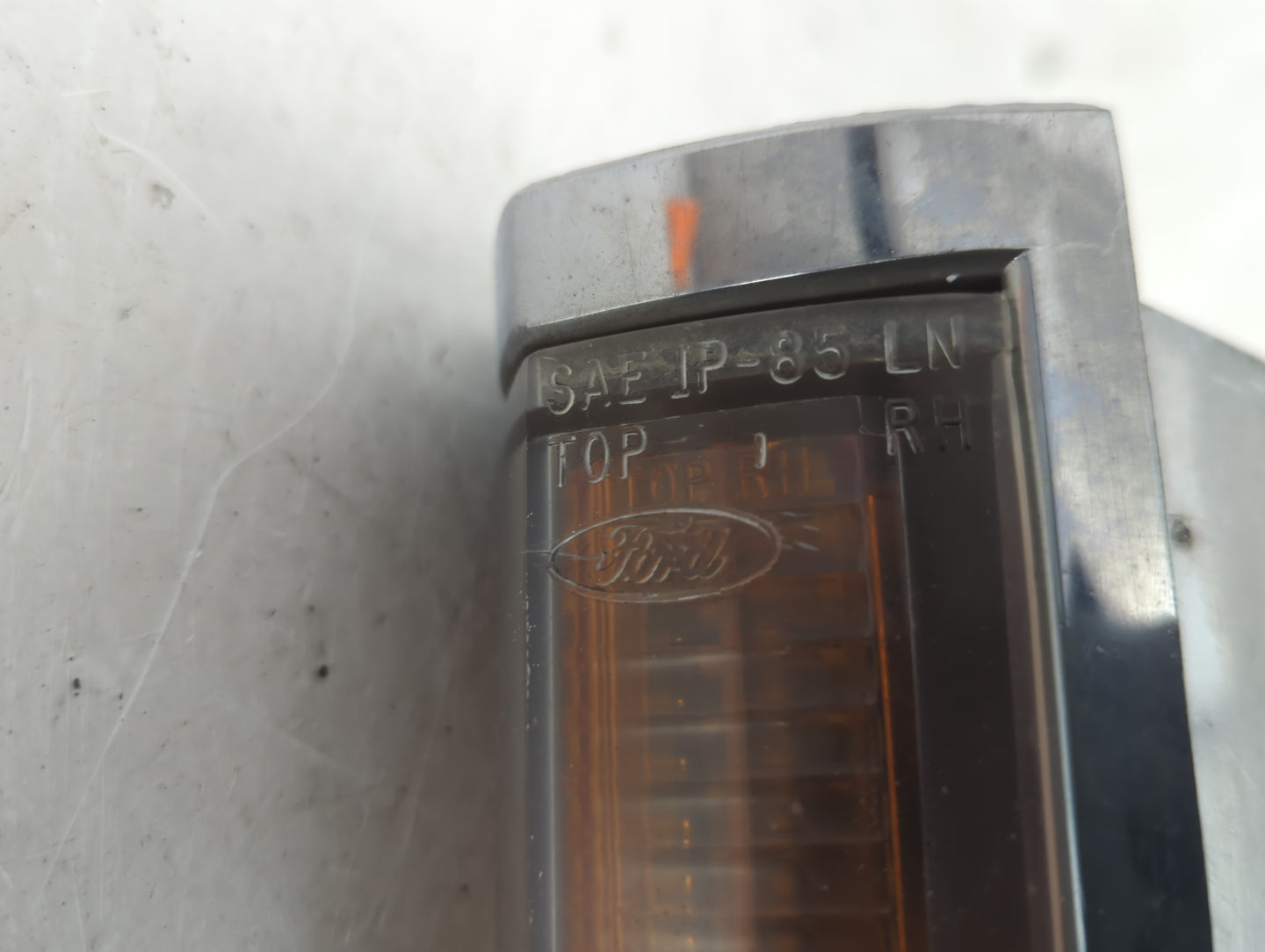 1989 Lincoln Town Car Driver Left Rear Side Marker - Oemusedautoparts1.com