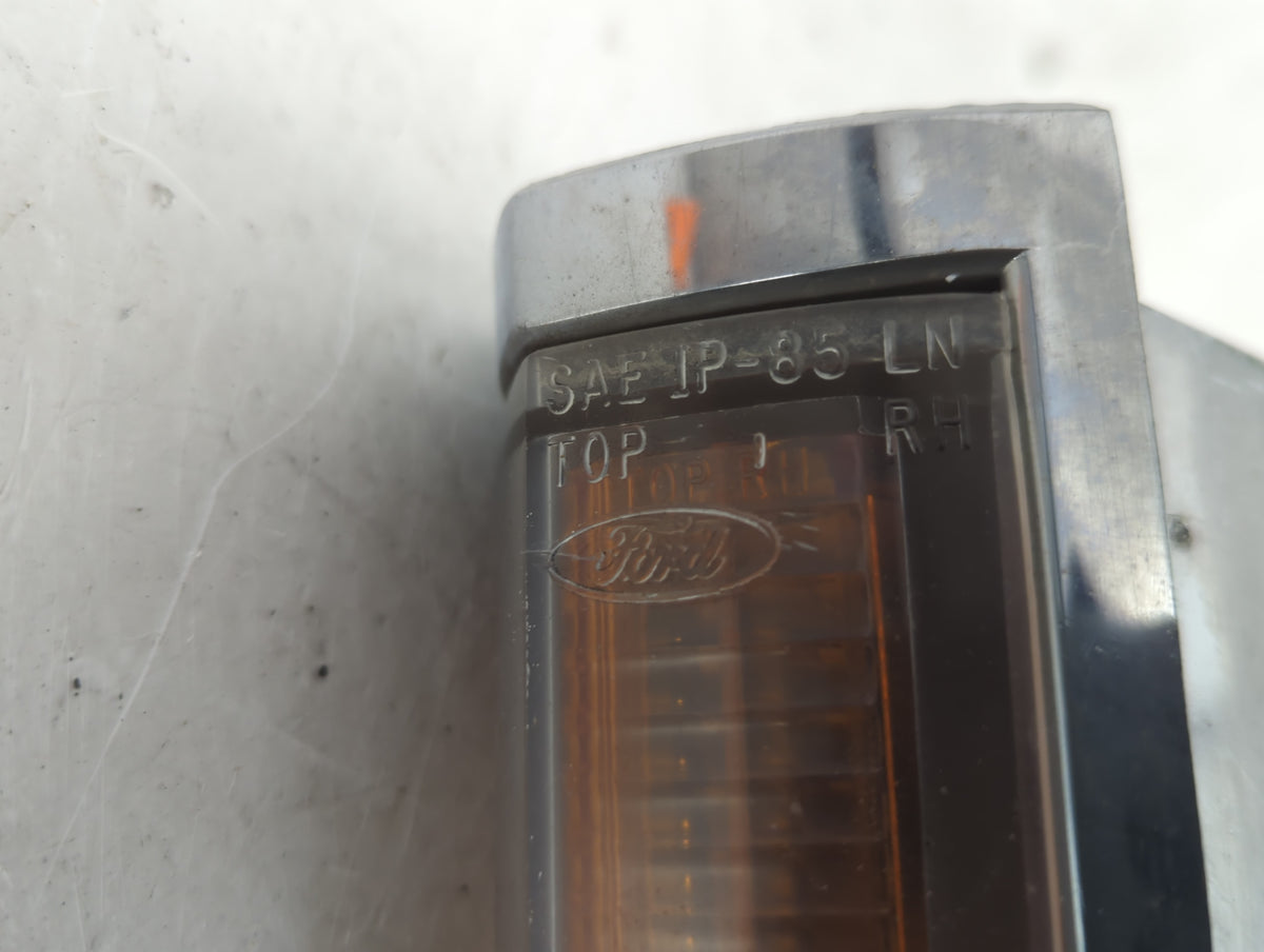 1989 Lincoln Town Car Driver Left Rear Side Marker - Oemusedautoparts1.com