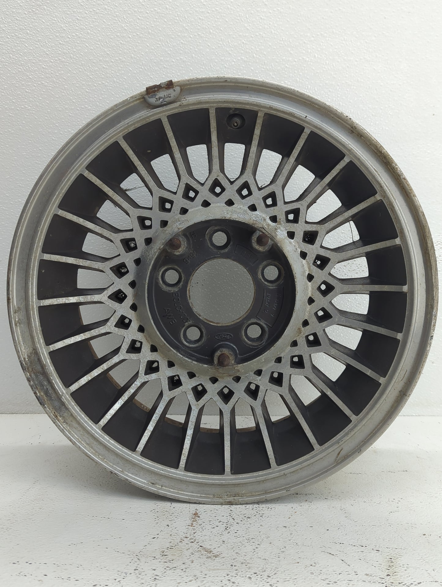 1989 Lincoln Town Car Oem Wheel Rim - Oemusedautoparts1.com