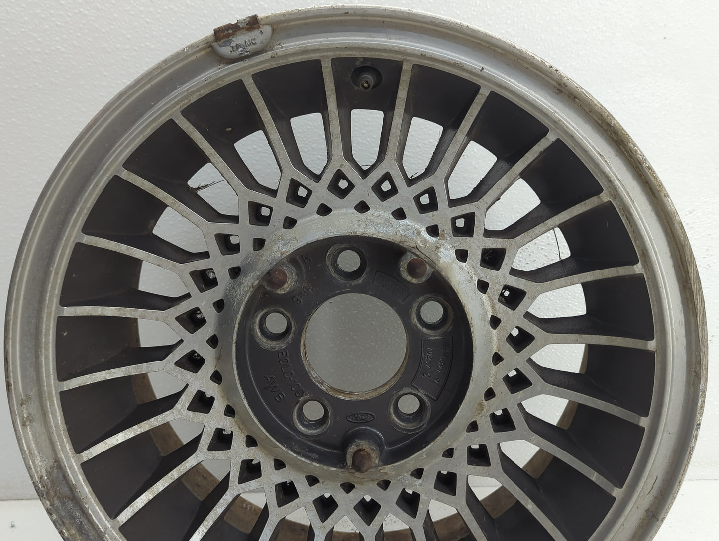 1989 Lincoln Town Car Oem Wheel Rim - Oemusedautoparts1.com