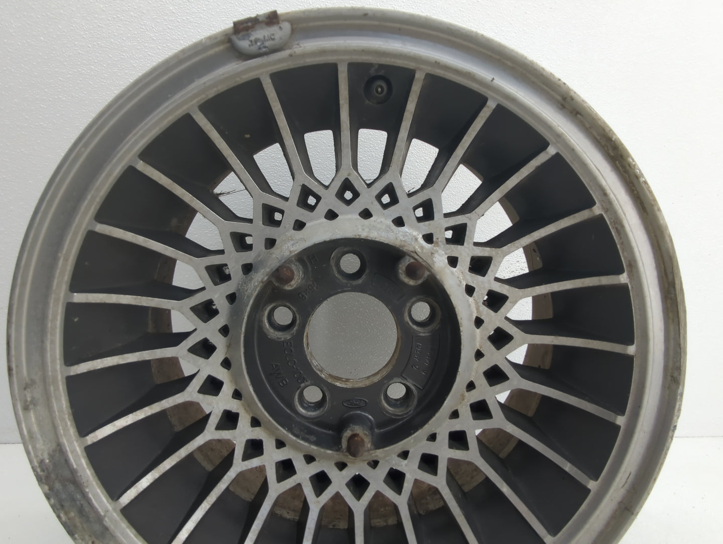 1989 Lincoln Town Car Oem Wheel Rim - Oemusedautoparts1.com
