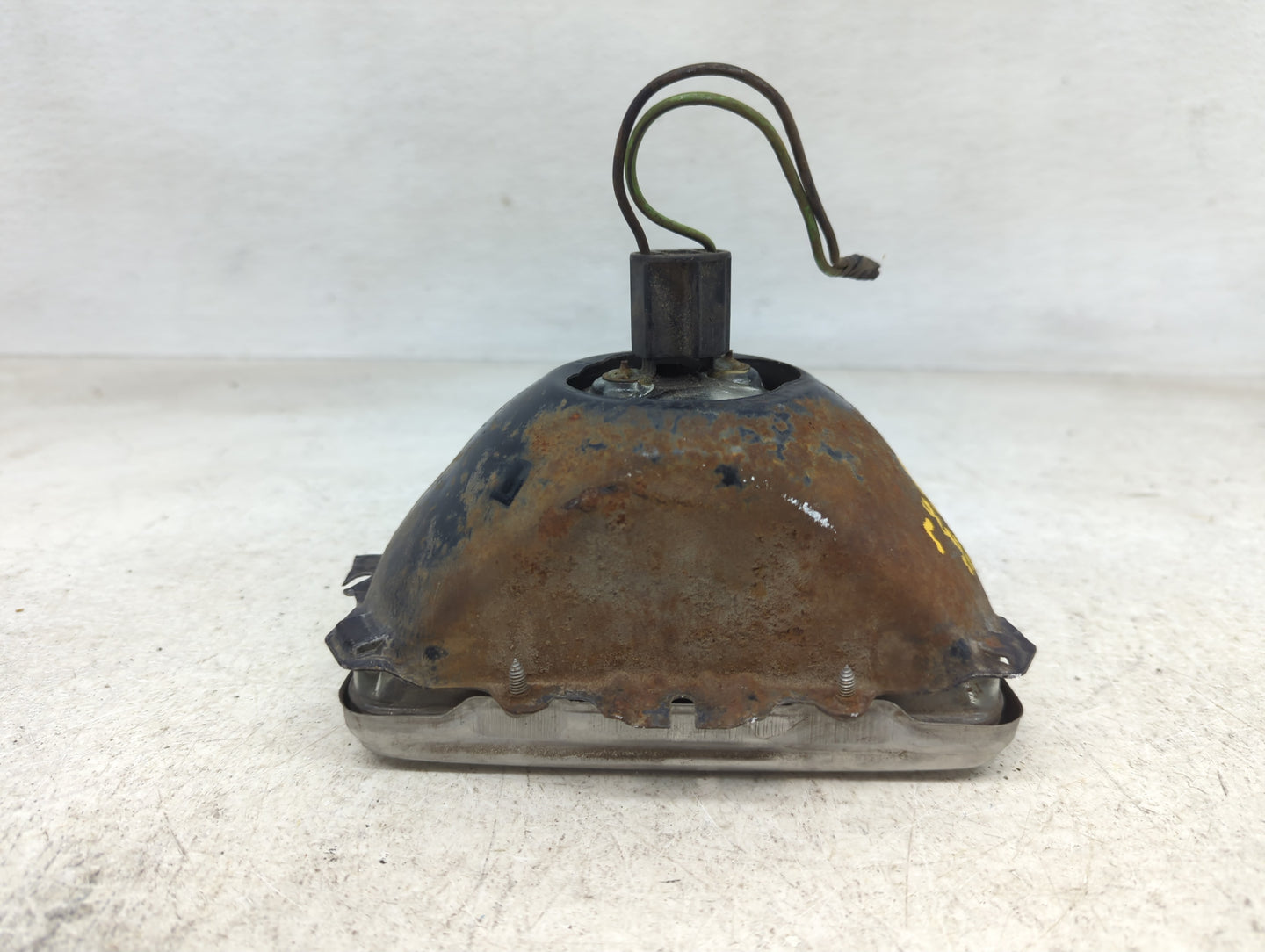 1989 Lincoln Town Car Driver Left Oem Head Light Headlight Lamp - Oemusedautoparts1.com