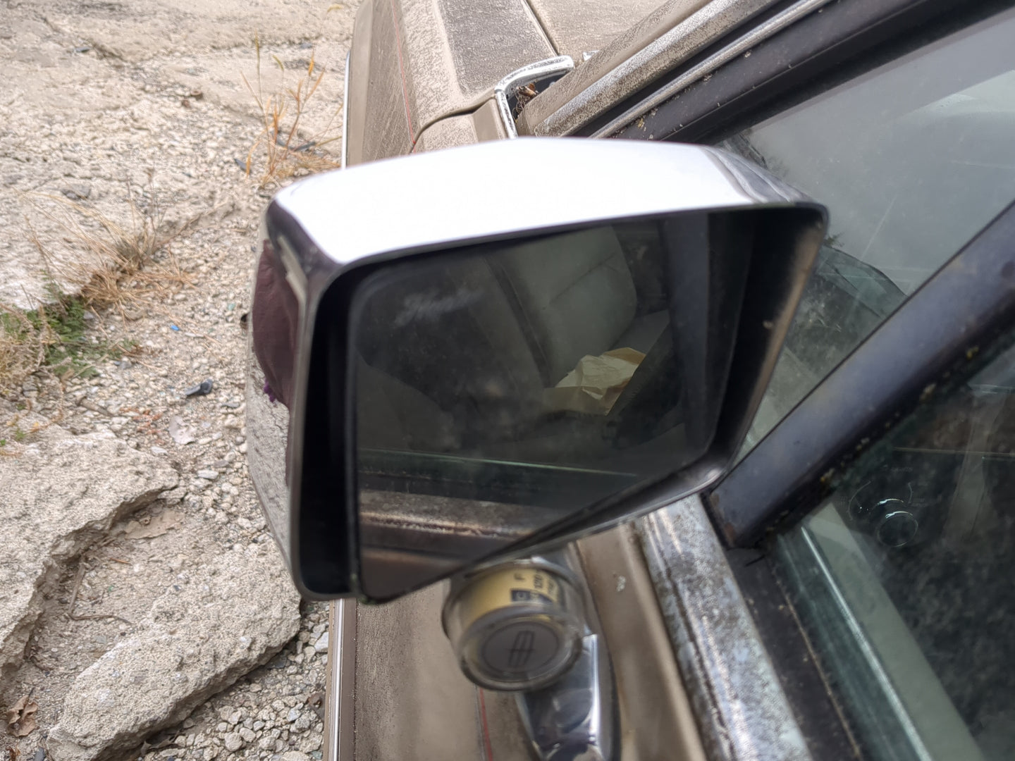 1989 Lincoln Town Car Side Mirror Replacement Driver Left View Door Mirror Fits OEM Used Auto Parts - Oemusedautoparts1.com