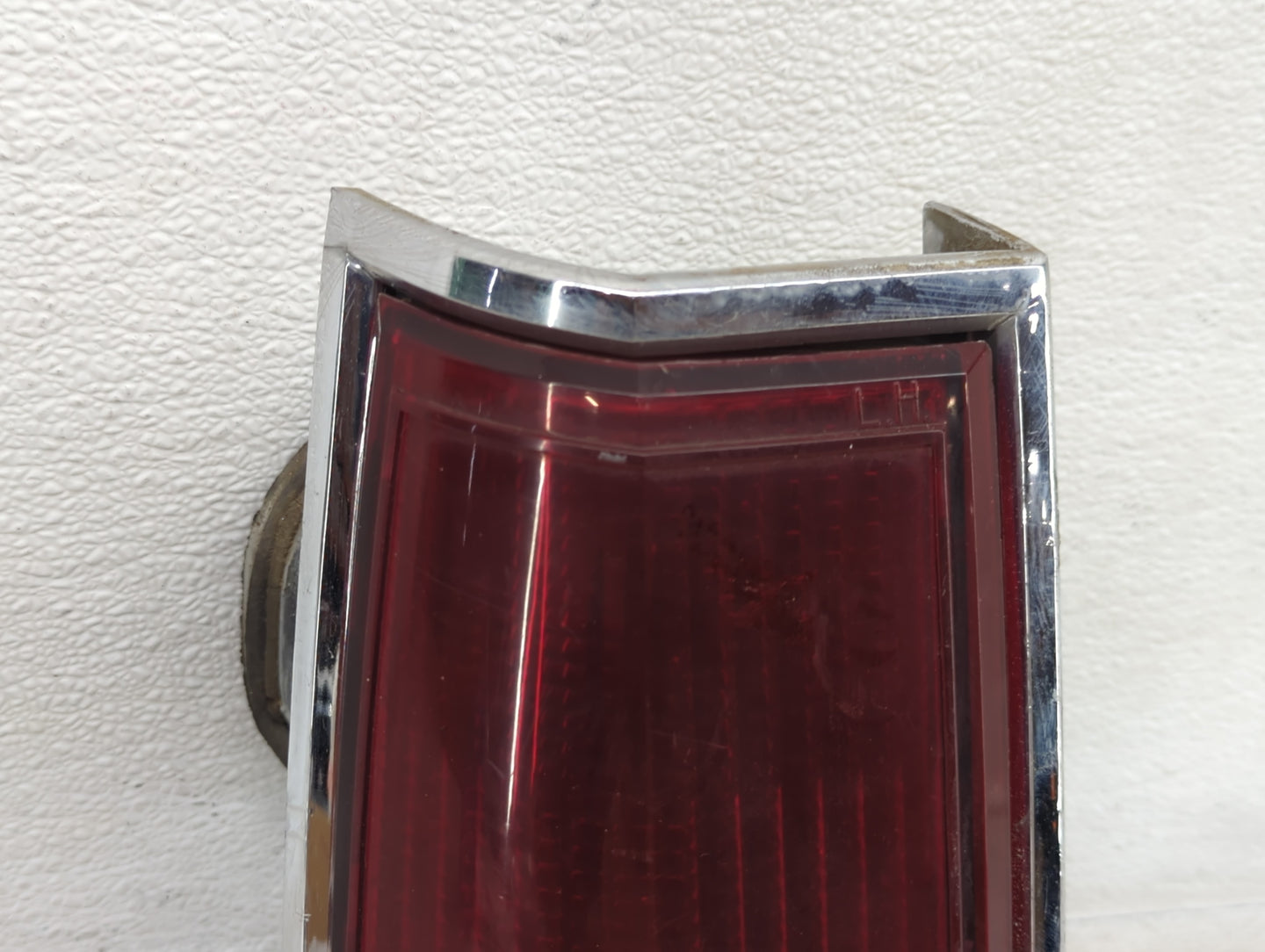 1989 Lincoln Town Car Tail Light Assembly Driver Left OEM Fits OEM Used Auto Parts - Oemusedautoparts1.com