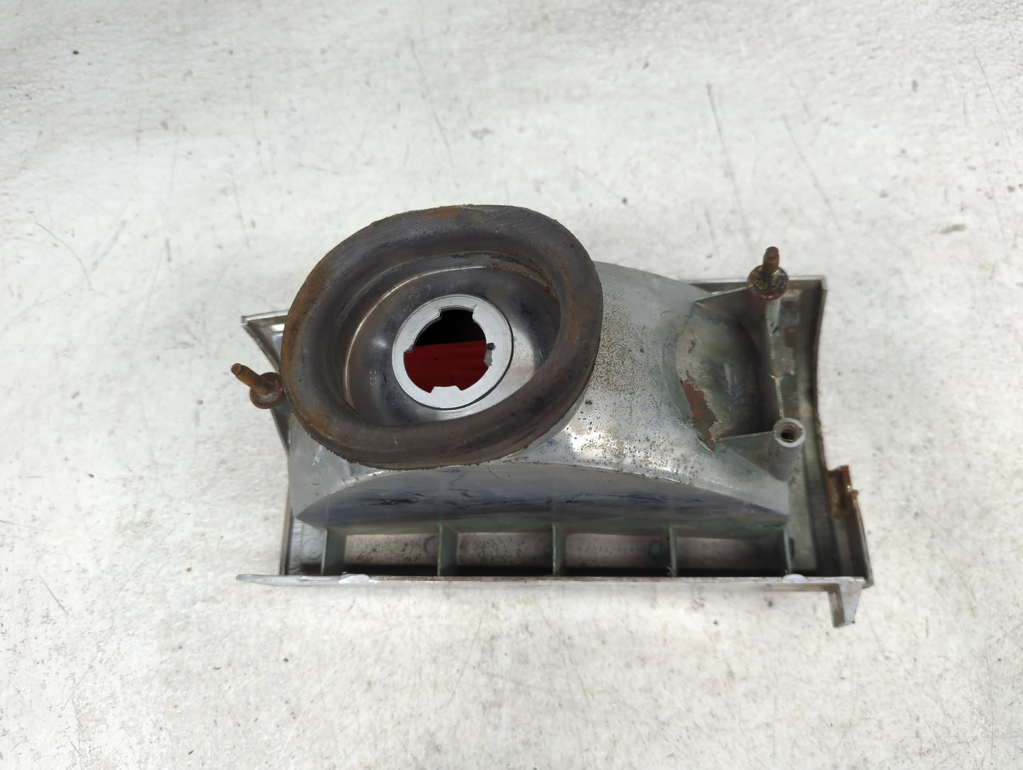 1989 Lincoln Town Car Tail Light Assembly Driver Left OEM Fits OEM Used Auto Parts - Oemusedautoparts1.com