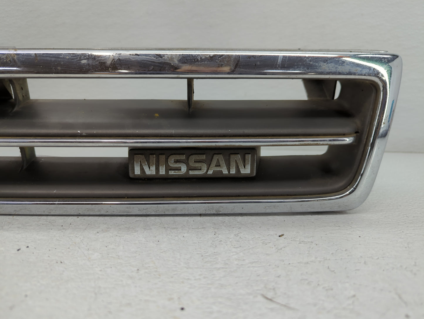 1989 Nissan Maxima Front Grille Bumper Not Included - Oemusedautoparts1.com