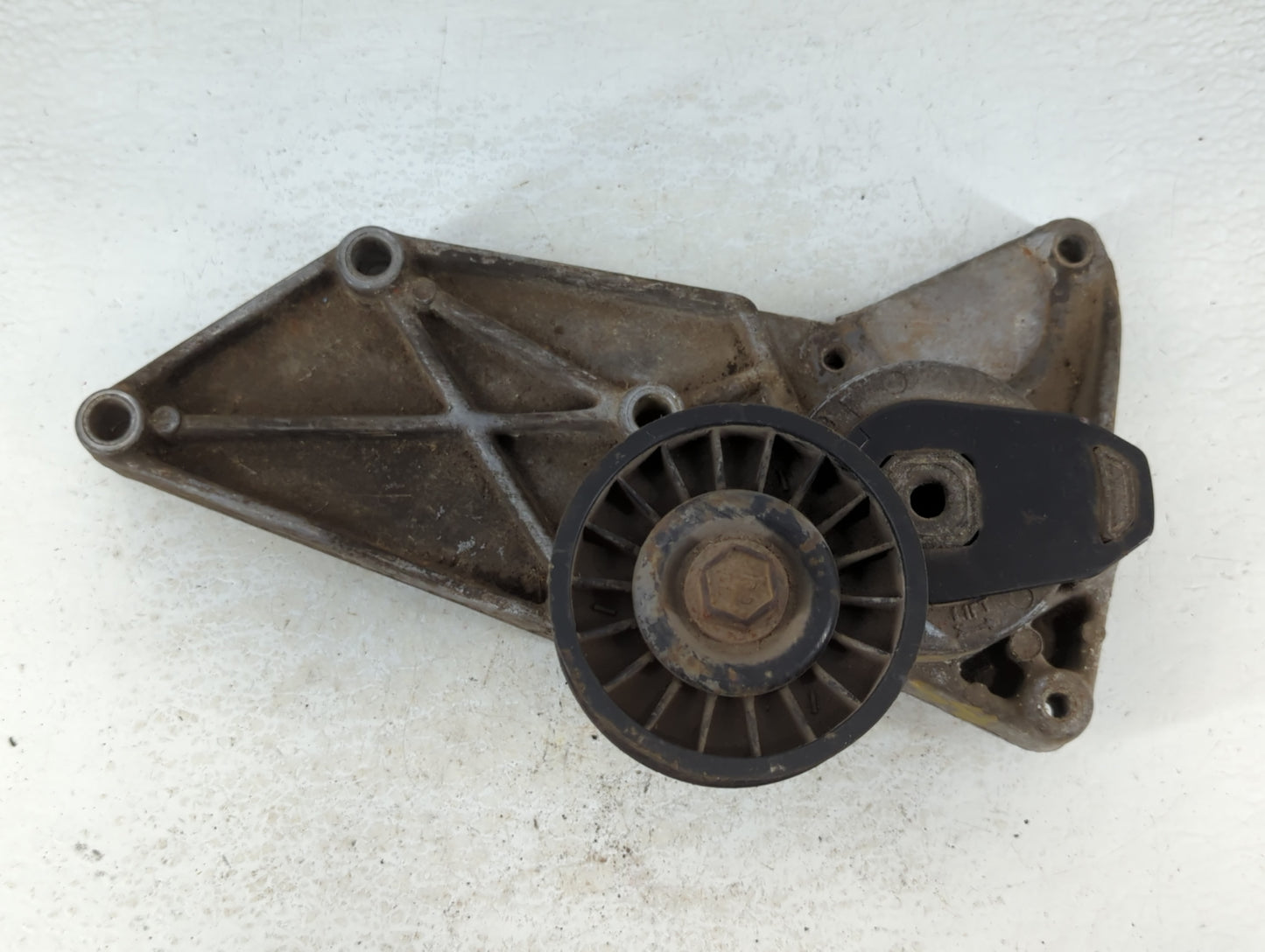 1989 Oldsmobile 98 Tensioner Bracket - Oemusedautoparts1.com