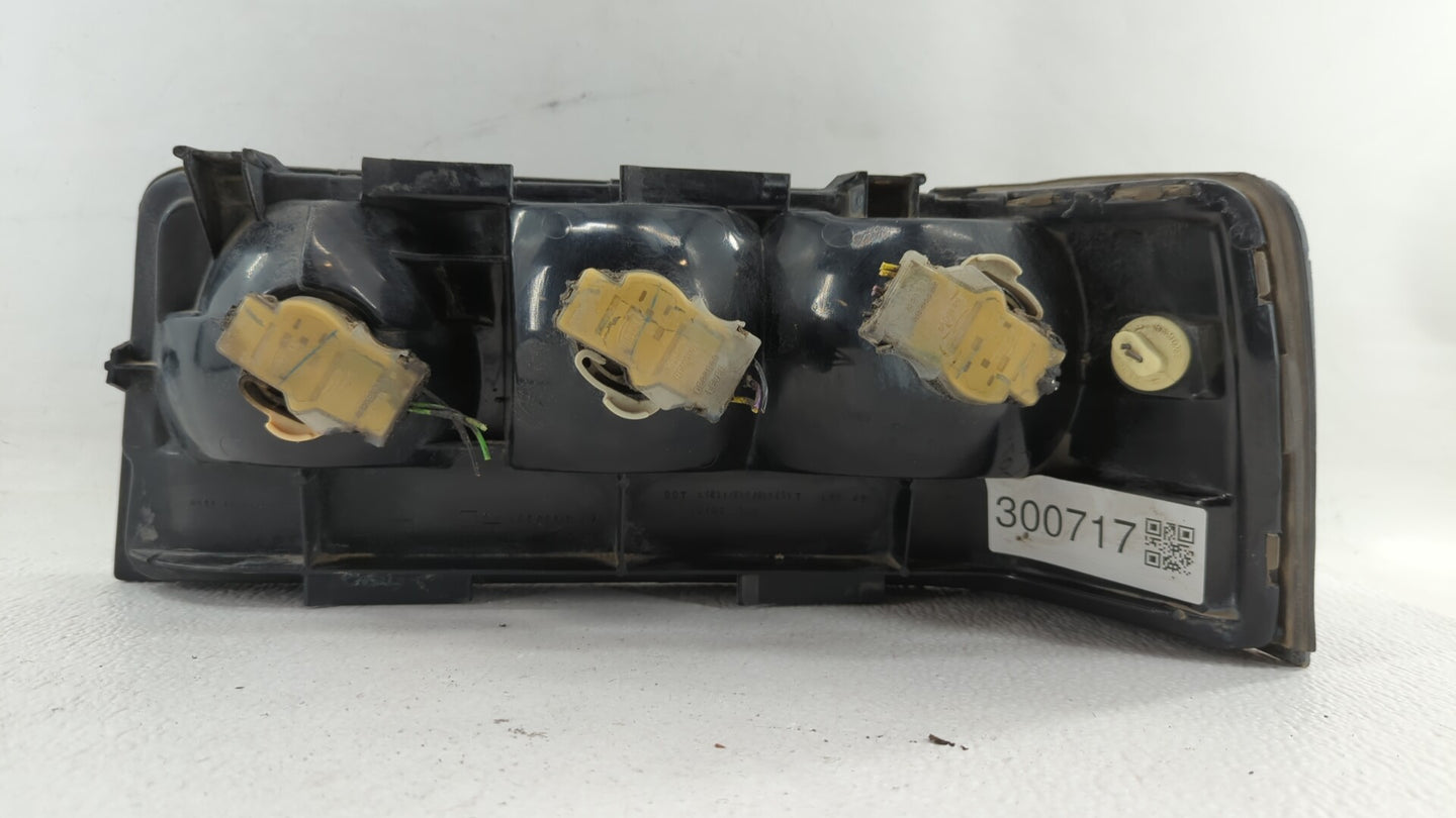 1989 Pontiac Grand Am Tail Light Assembly Driver Left OEM P/N:16509865 Fits OEM Used Auto Parts - Oemusedautoparts1.com