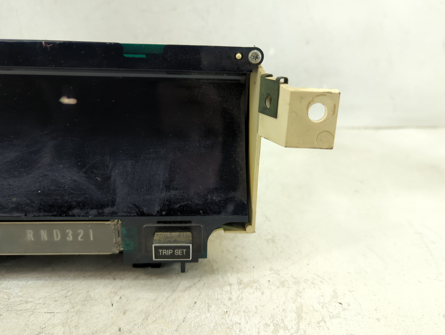 1990 Cadillac Brougham Instrument Cluster Speedometer Gauges Miles:150K Fits OEM Used Auto Parts - Oemusedautoparts1.com