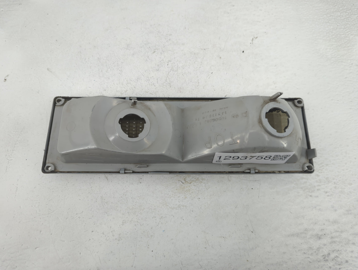 1990 Chevrolet C2500 Driver Left Oem Front Light Lamp - Oemusedautoparts1.com