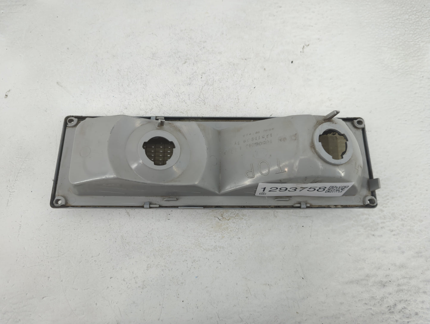 1990 Chevrolet C2500 Driver Left Oem Front Light Lamp - Oemusedautoparts1.com