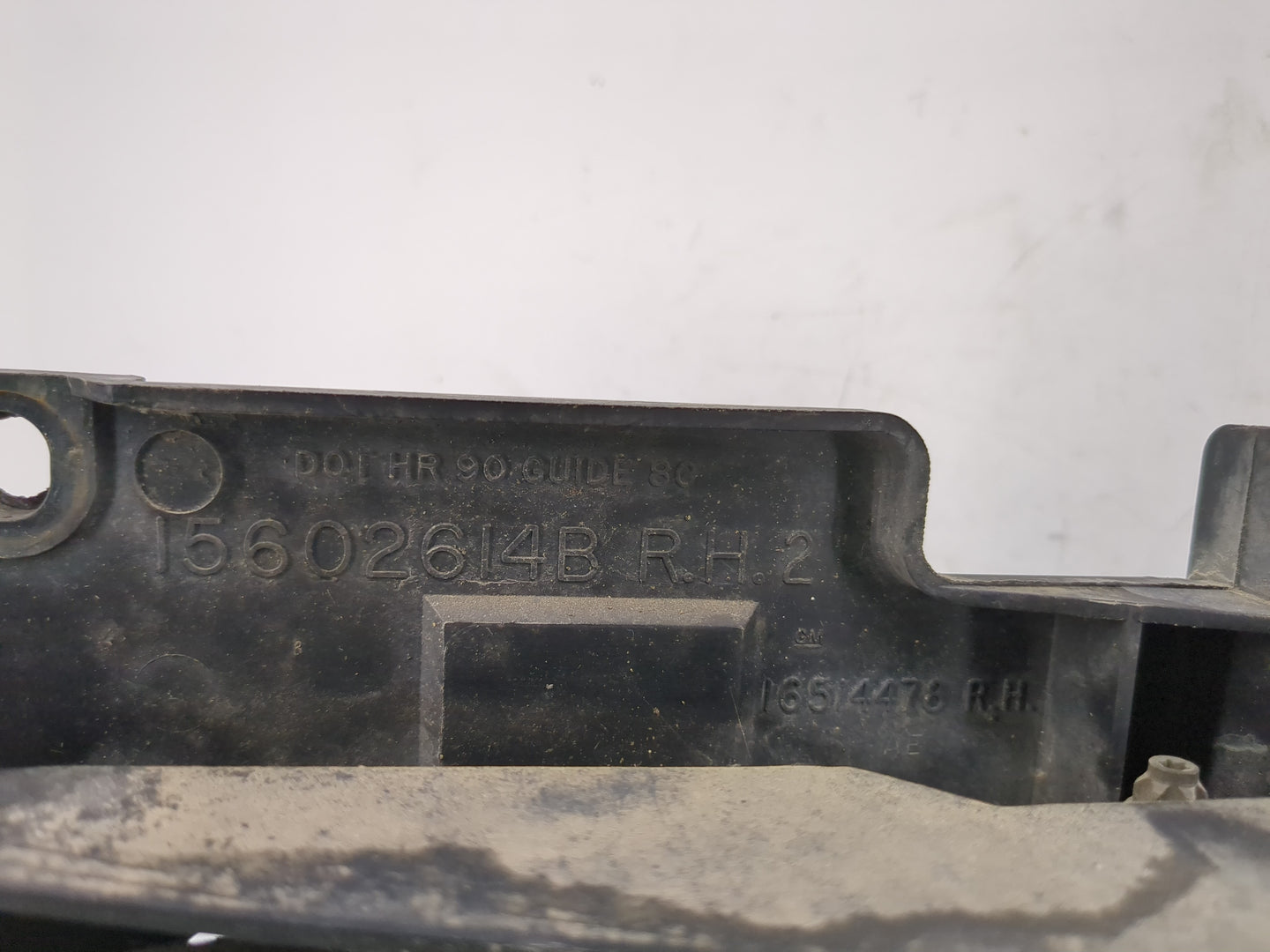 Chevrolet K2500 Passenger Right Oem Head Light Headlight Lamp - Oemusedautoparts1.com