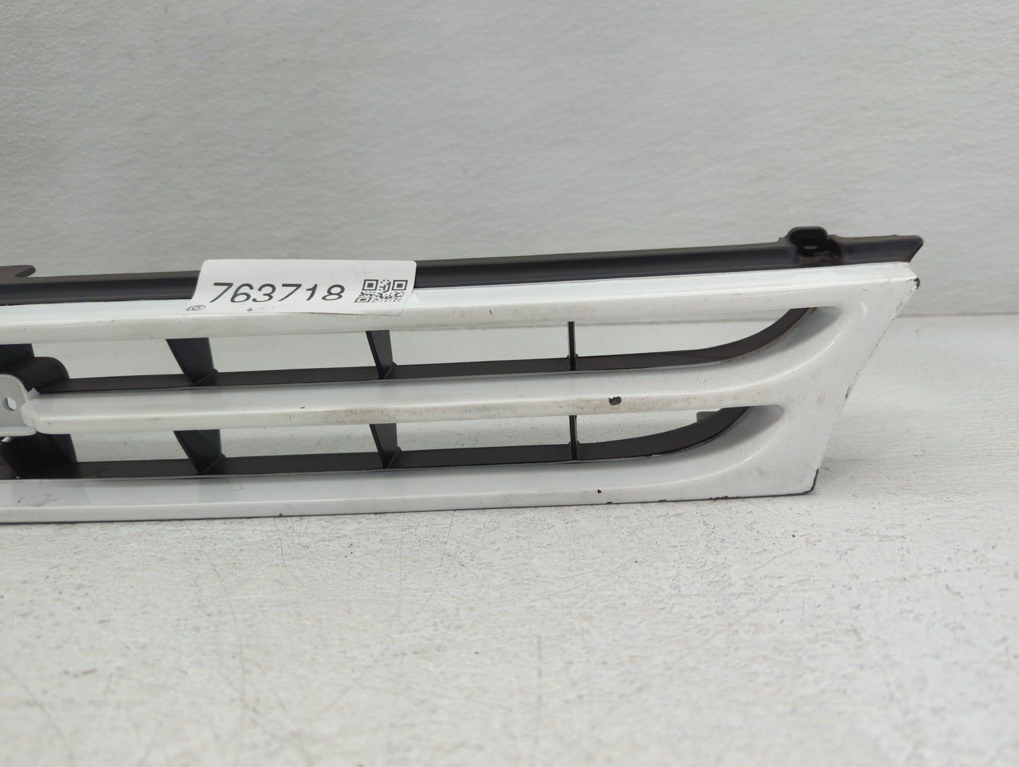 1990 Chevrolet Prizm Front Grille Bumper Not Included - Oemusedautoparts1.com