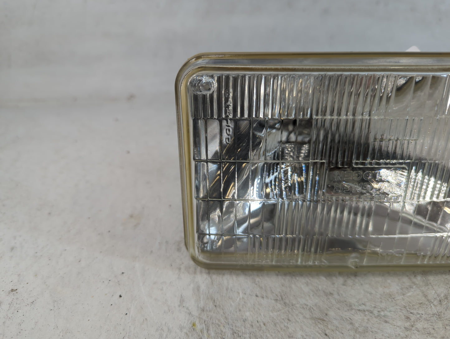 1990 Chrysler Lebaron Driver Left Oem Front Light Lamp - Oemusedautoparts1.com