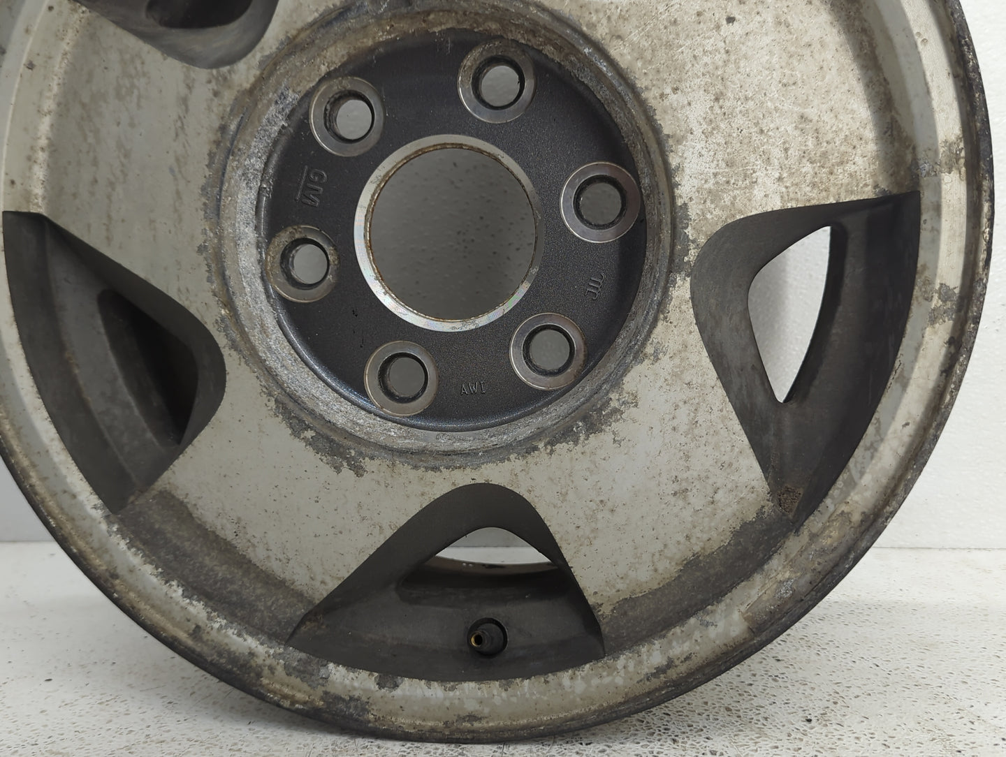 Gmt K1500 Oem Wheel Rim 828353 - Oemusedautoparts1.com