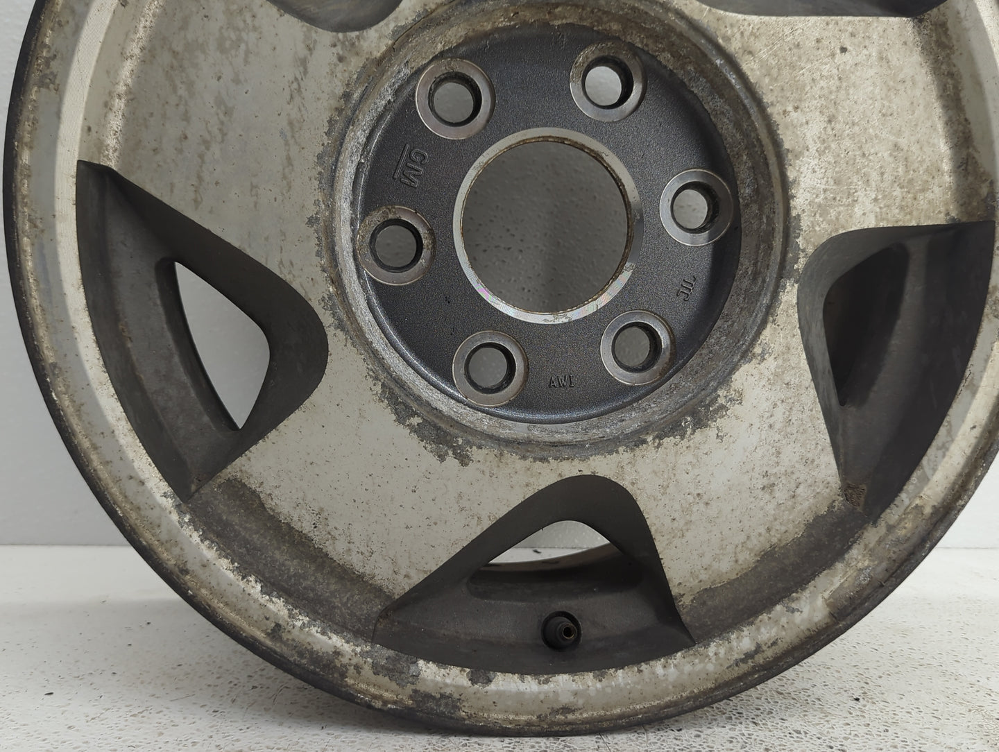 Gmt K1500 Oem Wheel Rim 828353 - Oemusedautoparts1.com