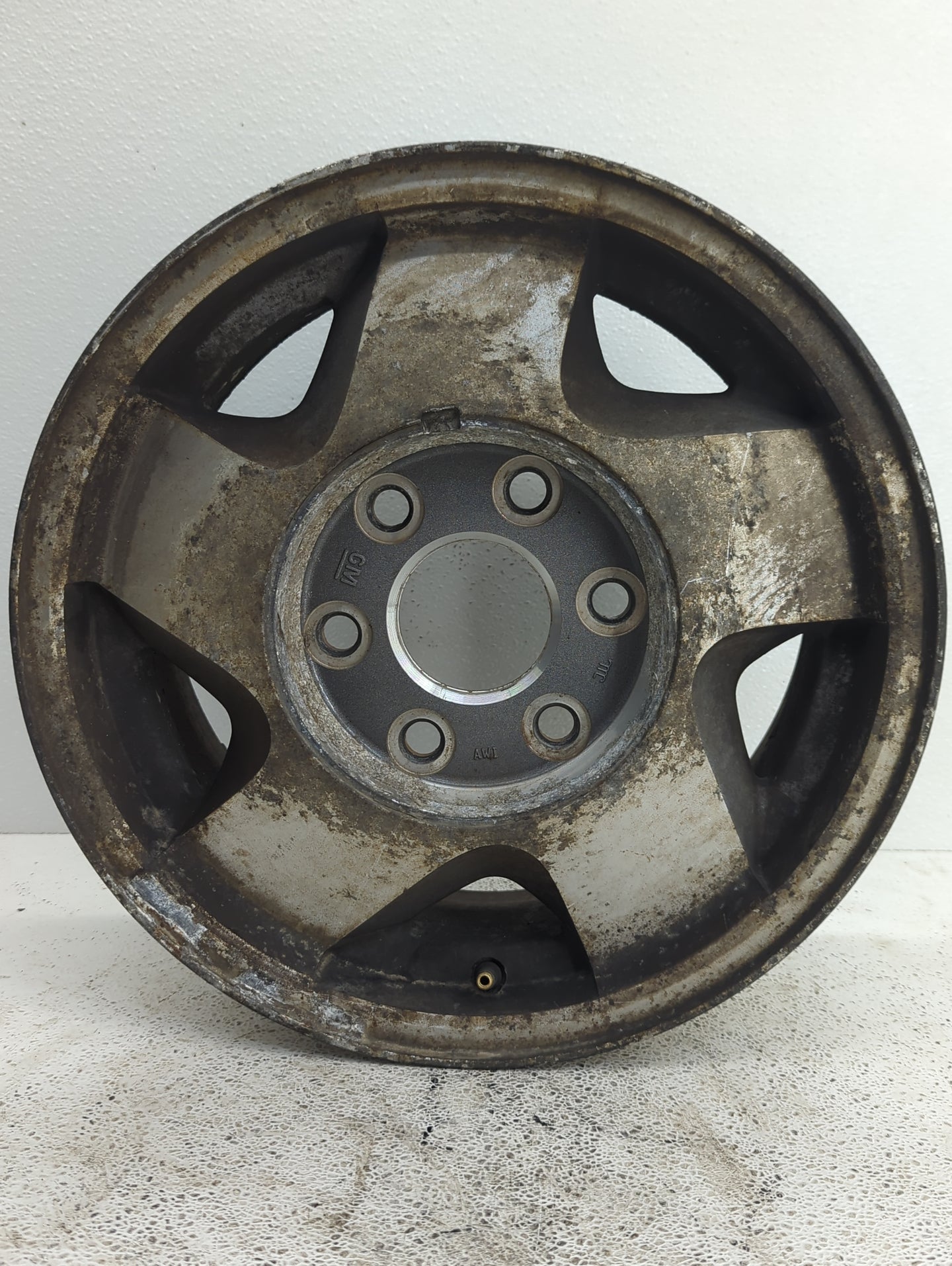 Gmt K1500 Wheel Rim Oem - Oemusedautoparts1.com