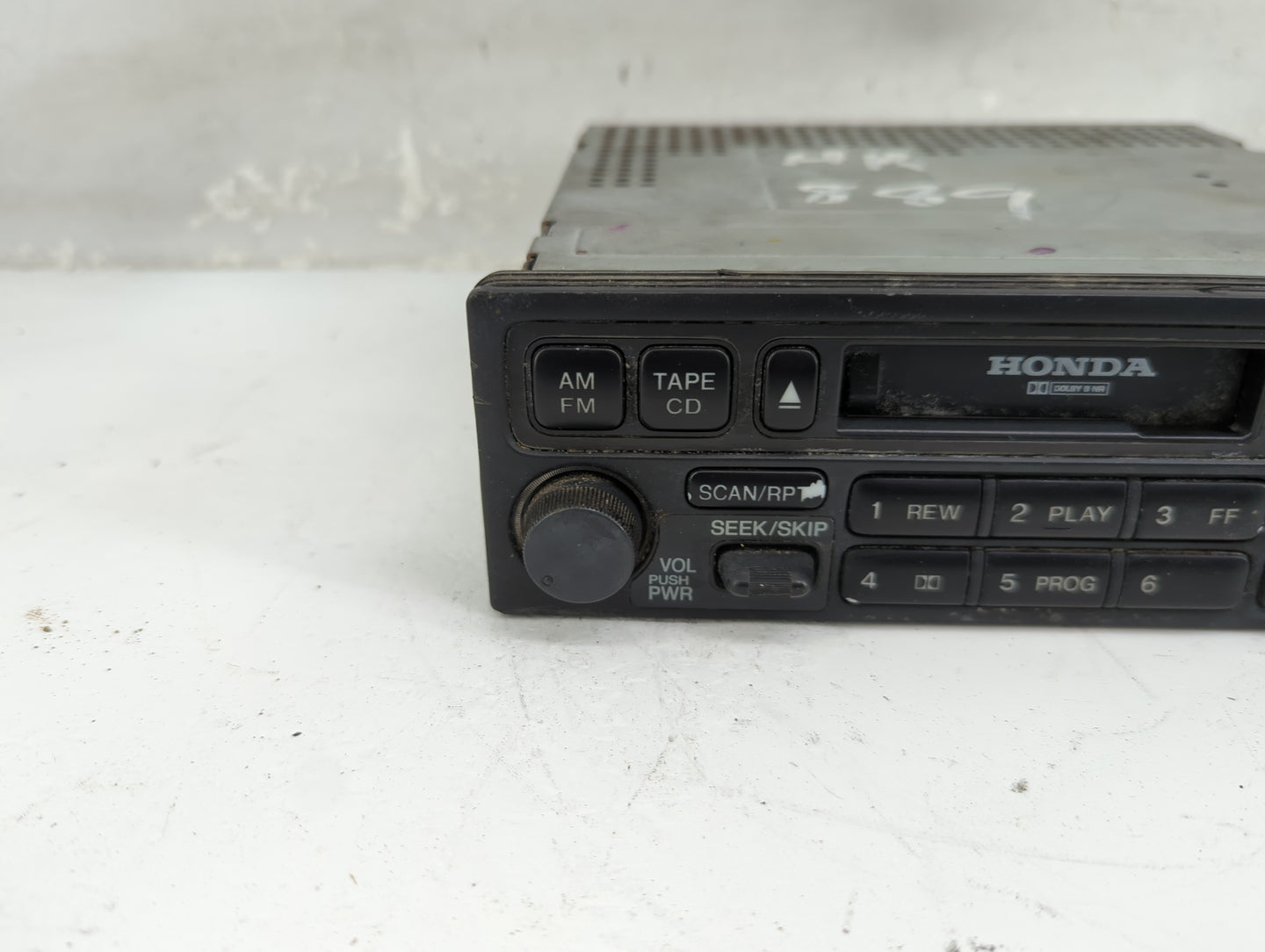1994-1997 Honda Accord Radio AM FM Cd Player Receiver Replacement P/N:39100-S84-A010-M1 Fits Fits 1994 1995 1996 1997 OEM Us
