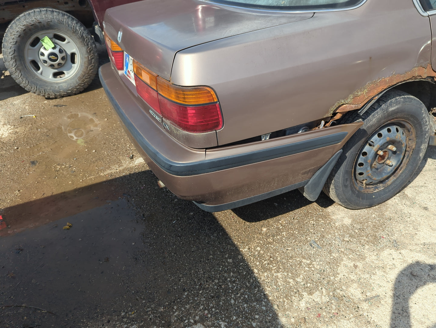 1990 Honda Accord Rear Bumper Assembly Oem - Oemusedautoparts1.com