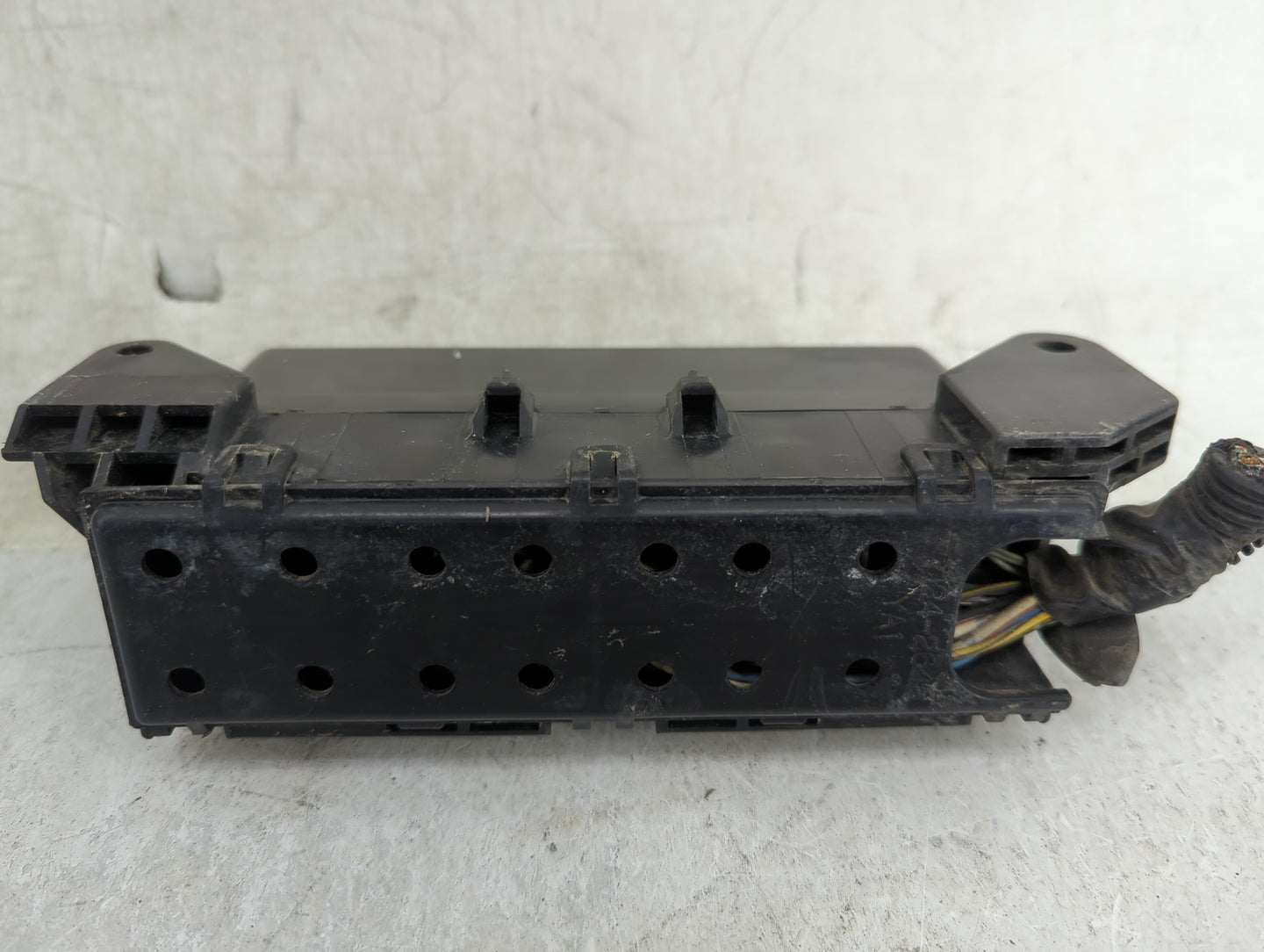 1990 Nissan Pickup Fusebox Fuse Box Panel Relay Module Fits OEM Used Auto Parts - Oemusedautoparts1.com