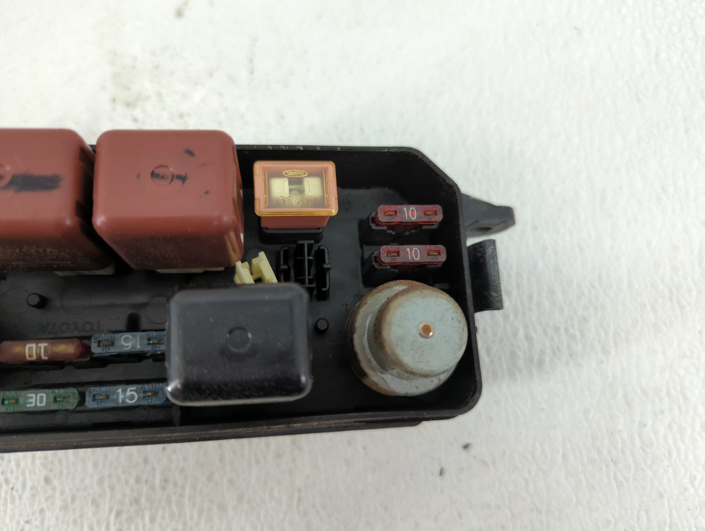 1990 Toyota Corolla Fusebox Fuse Box Panel Relay Module Fits OEM Used Auto Parts - Oemusedautoparts1.com