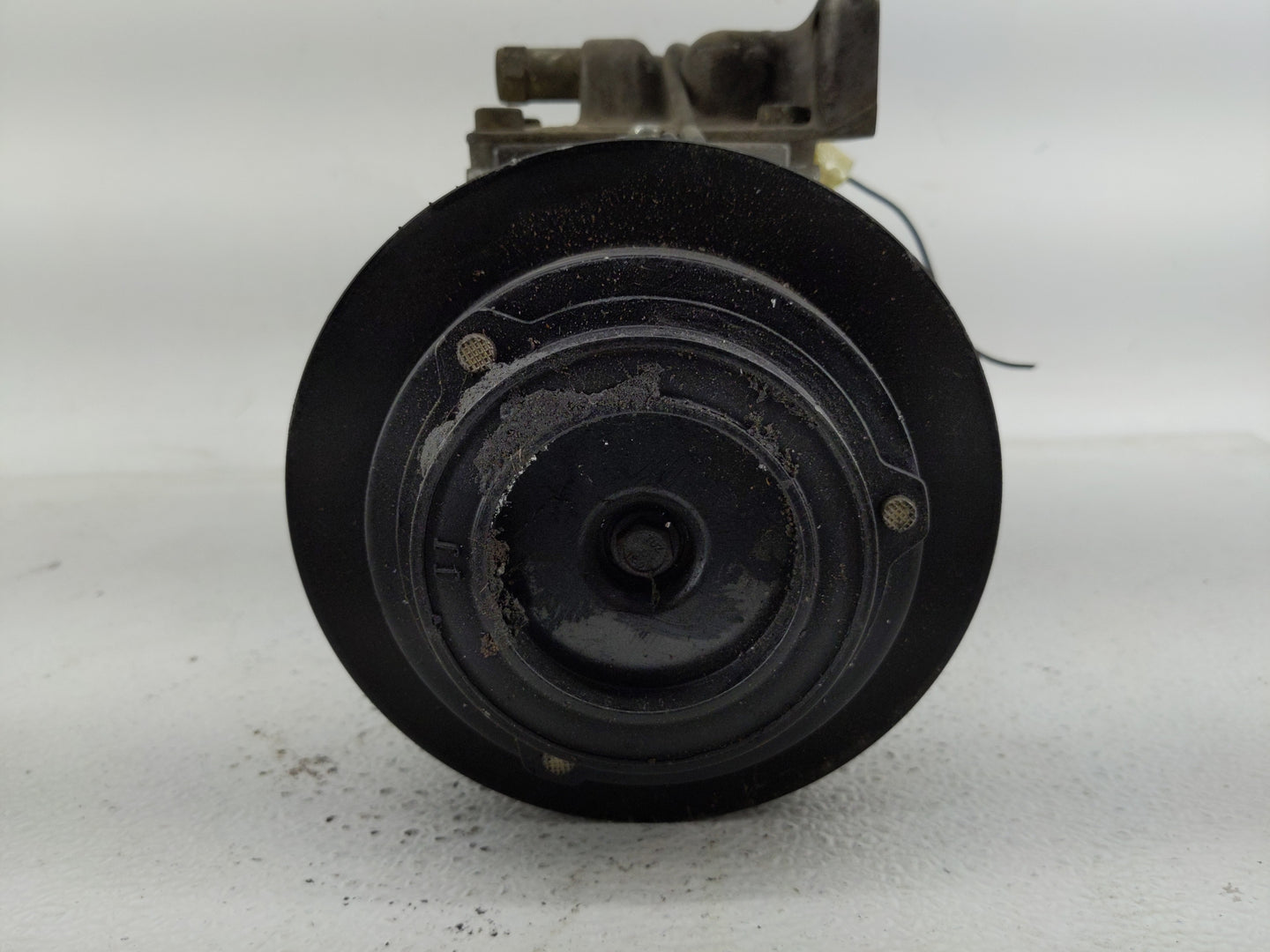 1990 Toyota Corolla Air Conditioning A/c Ac Compressor Oem - Oemusedautoparts1.com