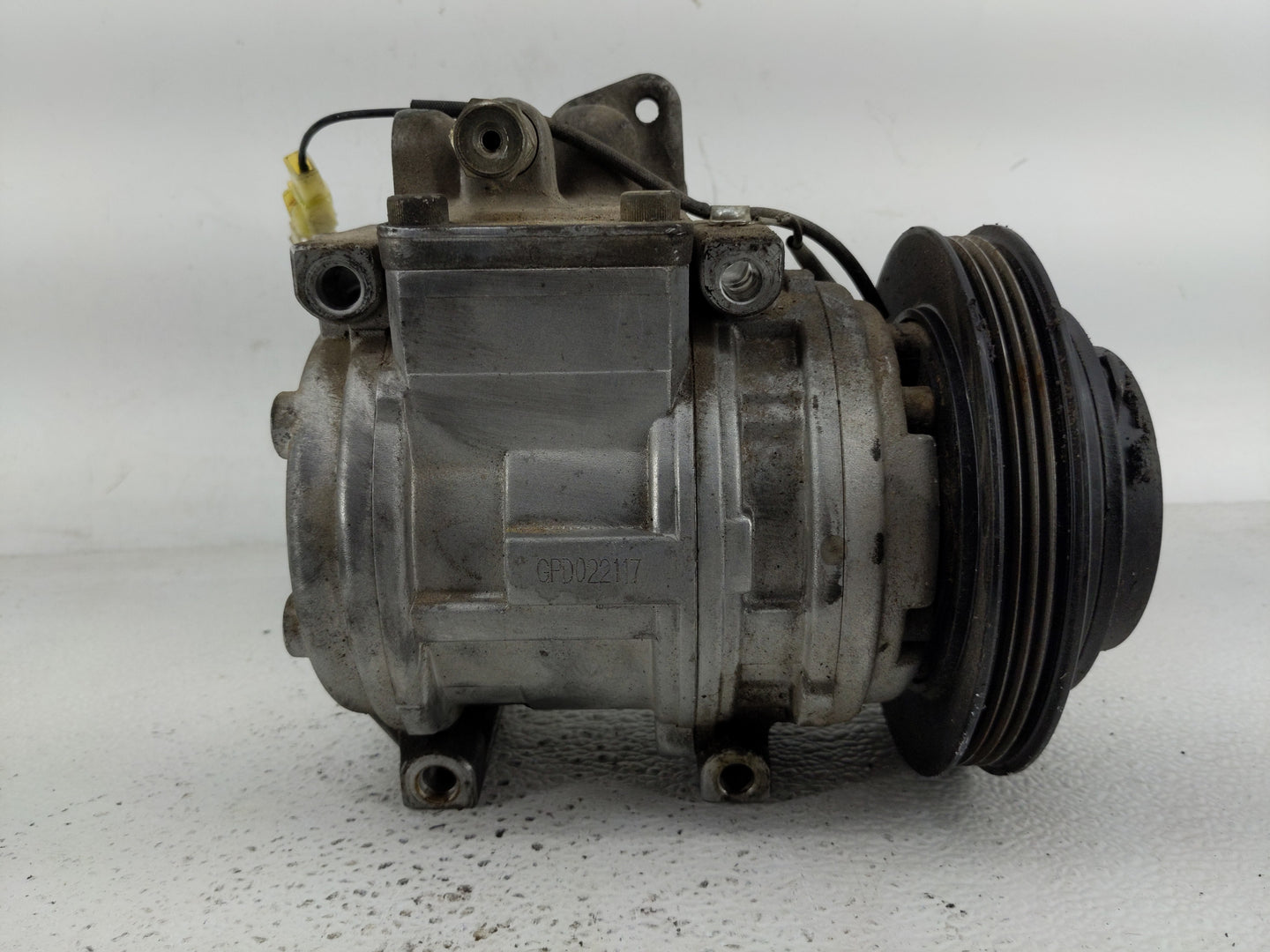 1990 Toyota Corolla Air Conditioning A/c Ac Compressor Oem - Oemusedautoparts1.com